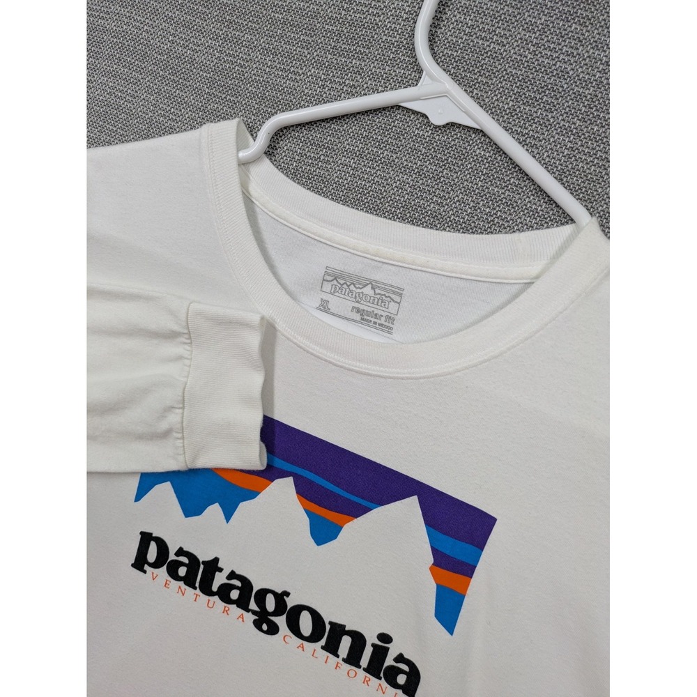 Patagonia Shirt Mens XL White Organic Cotton Long Sleeve Mountain Graphic Tee